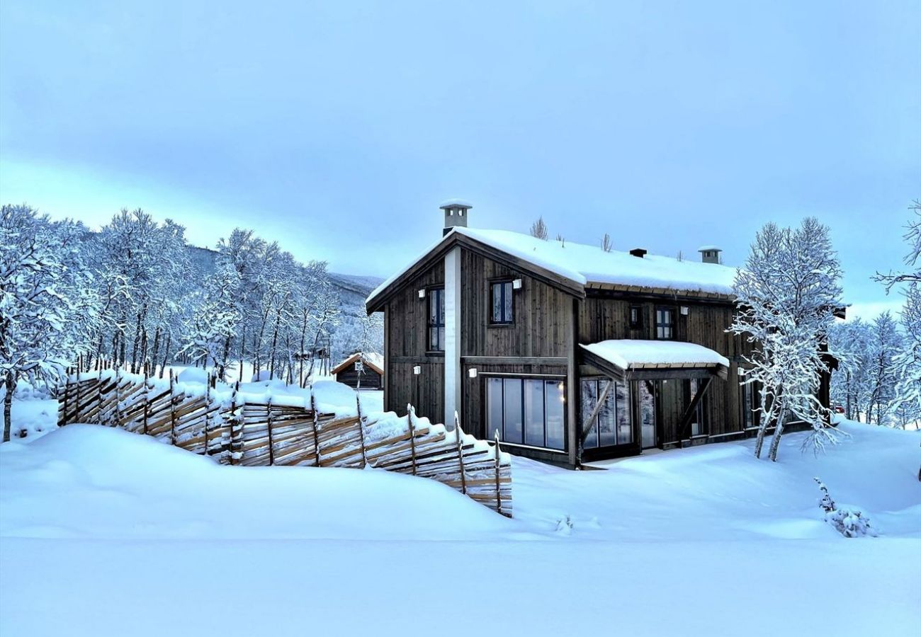 Family-friendly cabin rental in the mountains close to Geilo