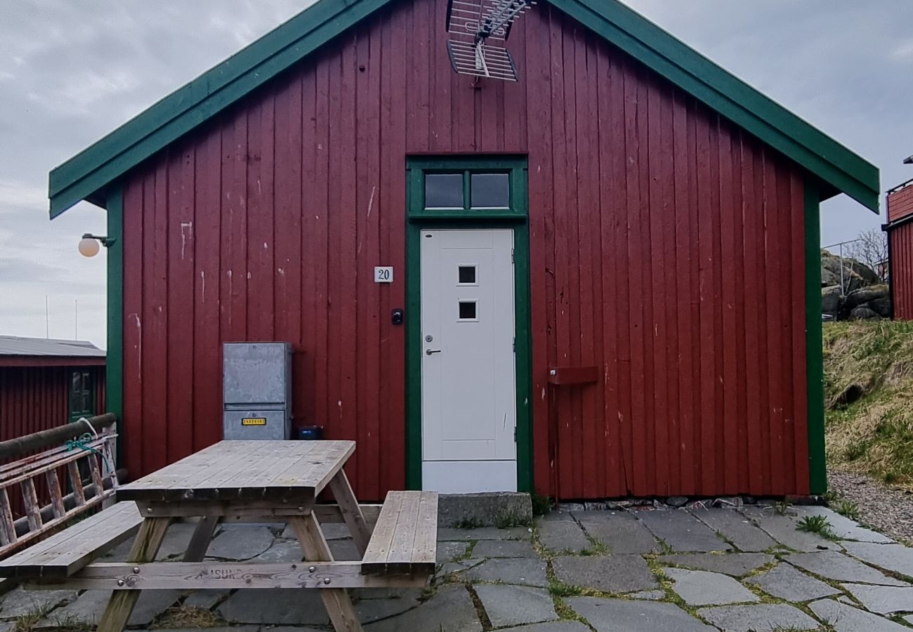 Cabin in Vestvågøy - Autentisk rorbu i burekka, Stamsund