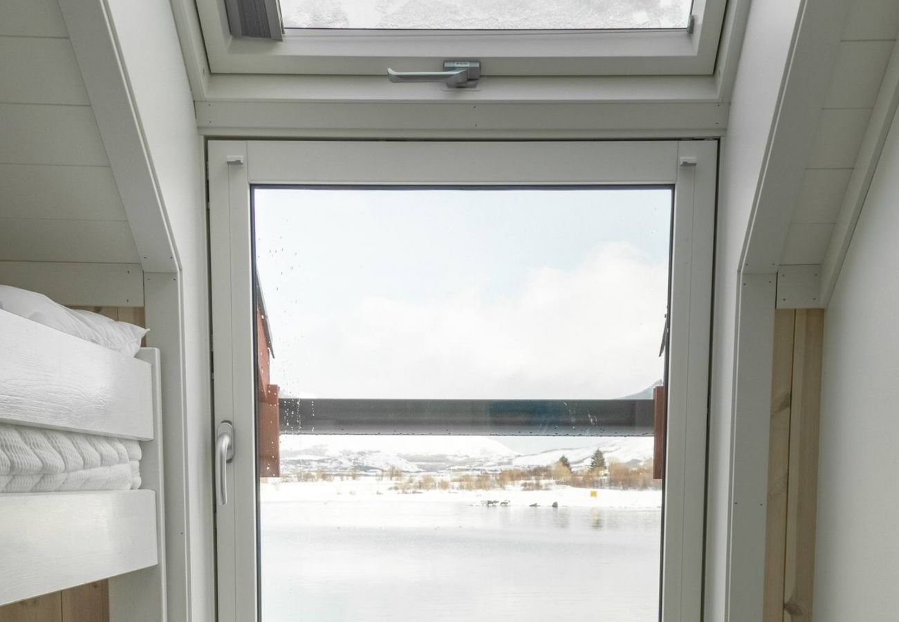 Cabin in Vestvågøy - Brand new Nappstraumen seaview cabin