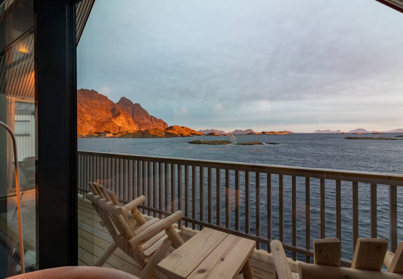 Lofotens best sea views for rent