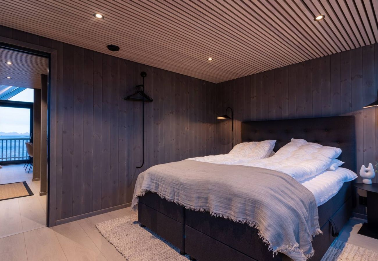 Fisherman's apartment apartment for rent in Lofoten, spacious bedrooms
