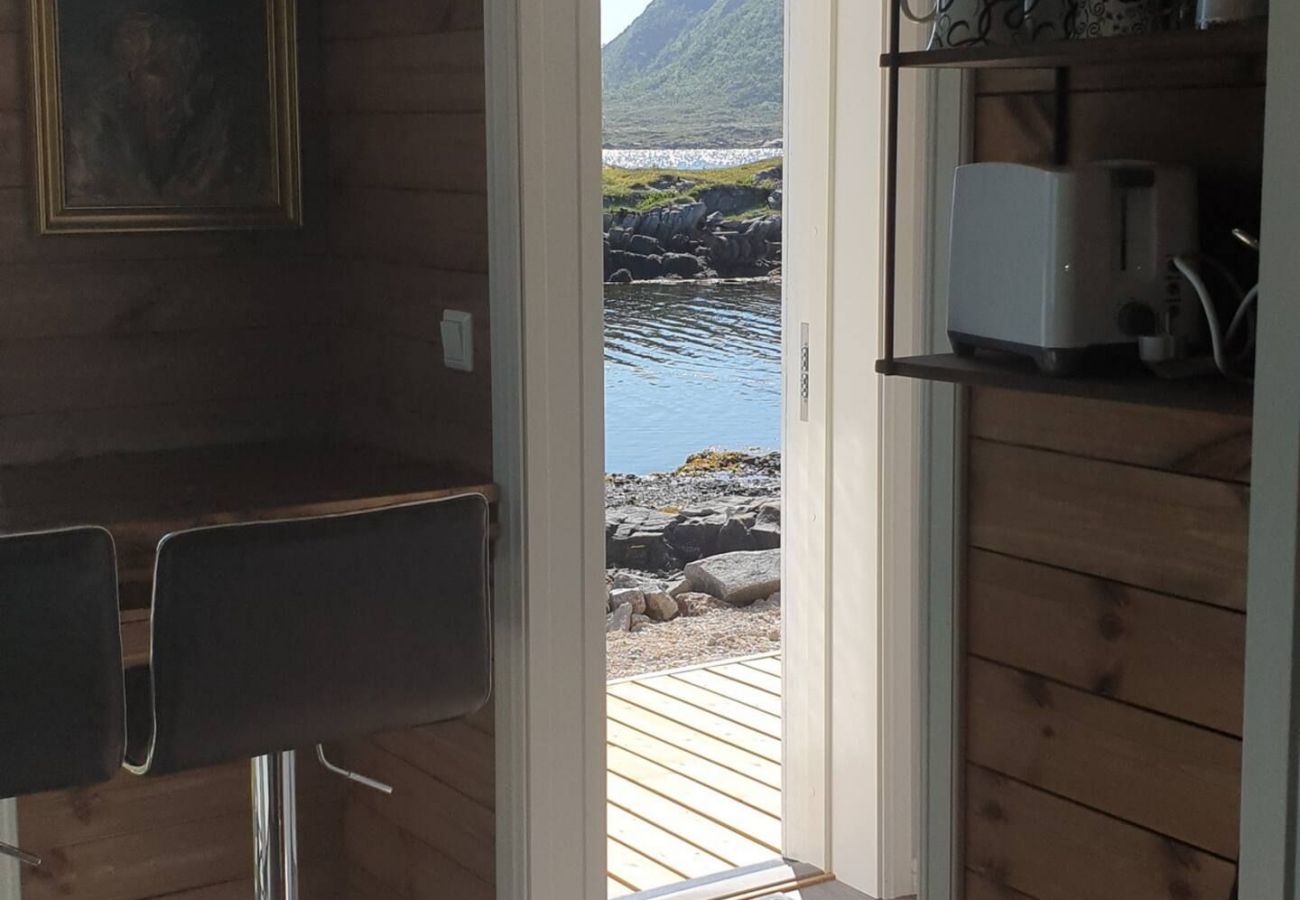 Cabin in Vestvågøy - amazing cabin with stunning view- couples retreat