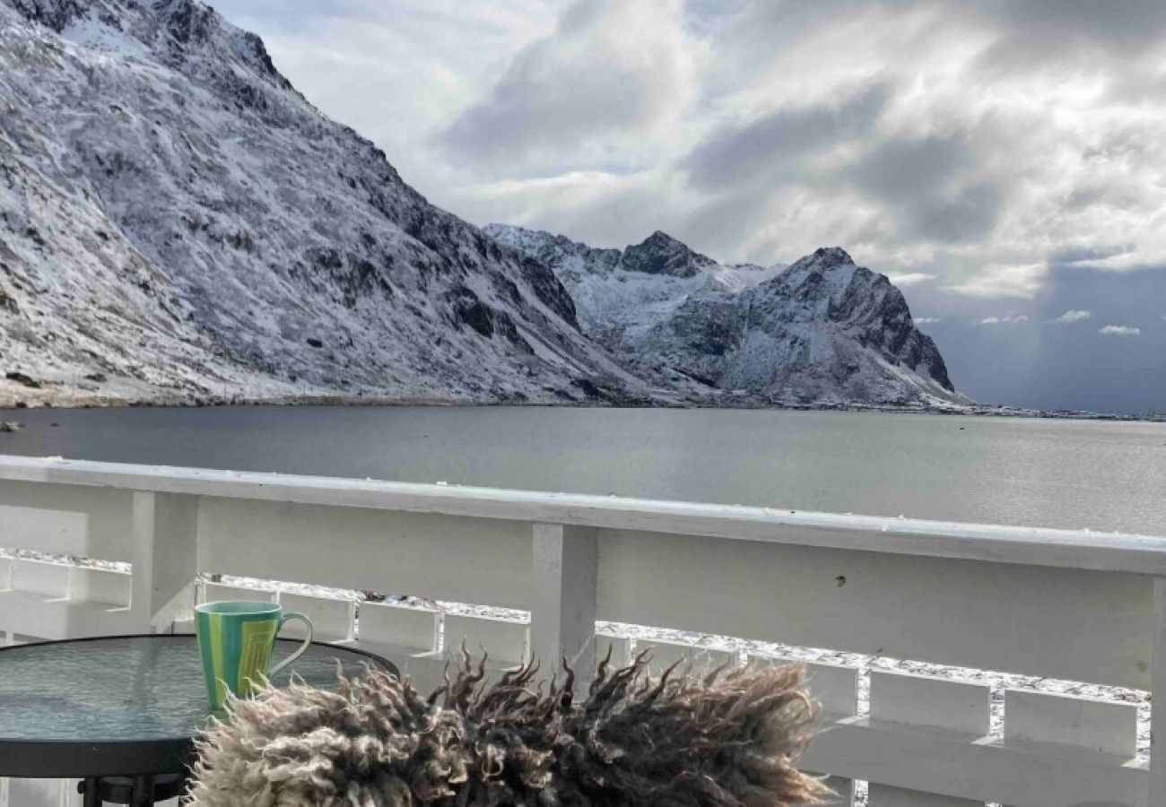 House in Vestvågøy - Charming house in fjord Lofoten