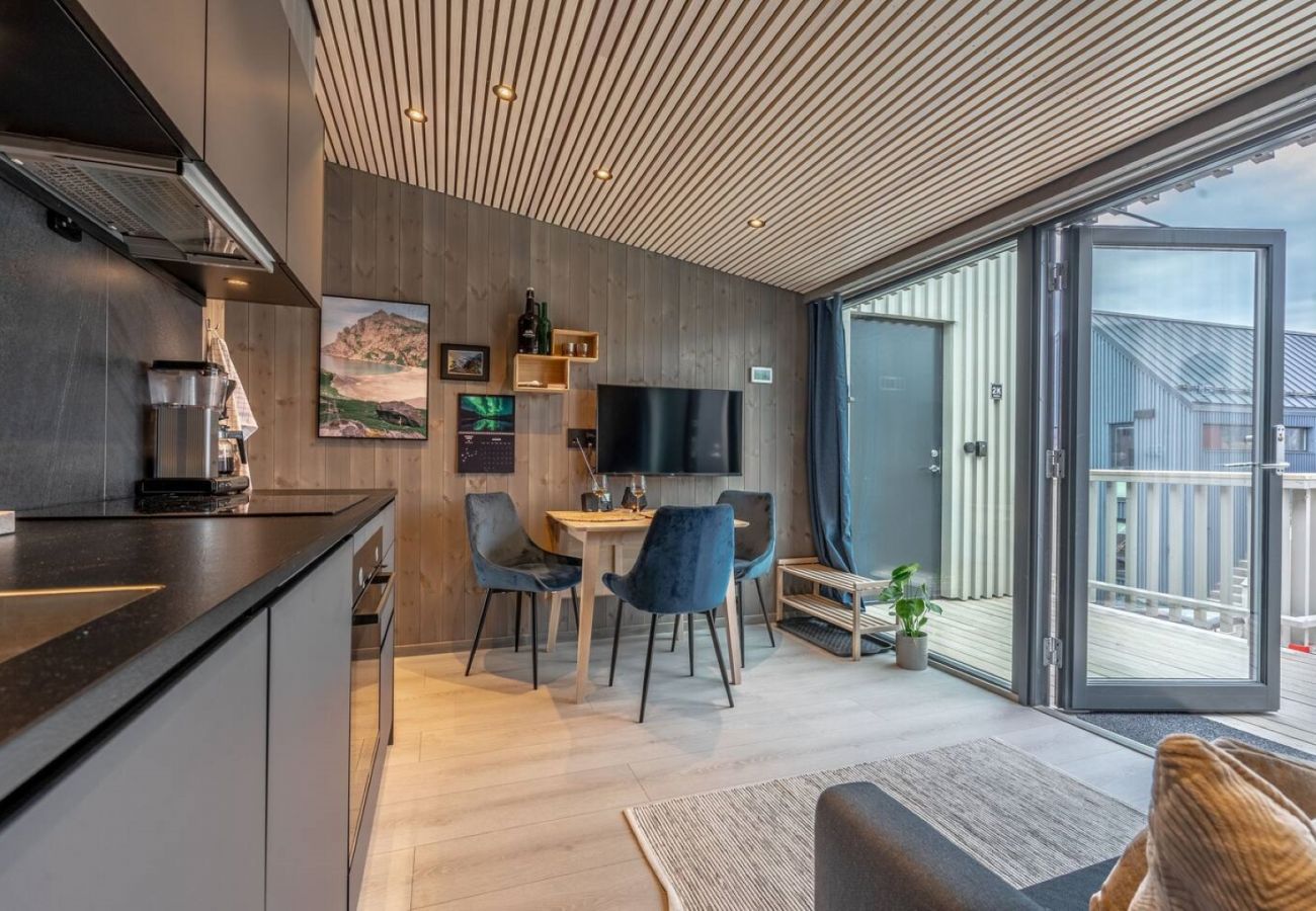 Apartment in Vågan - Modern apartment by the sea in Henningsvær