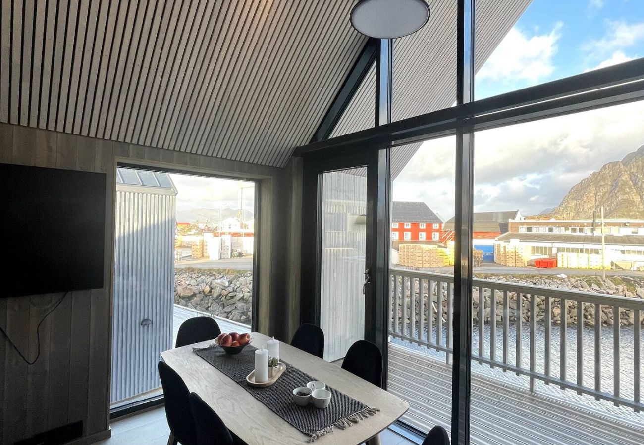 Apartment in Vågan - Rorbuleilighet i toppetasjen i Henningsvær