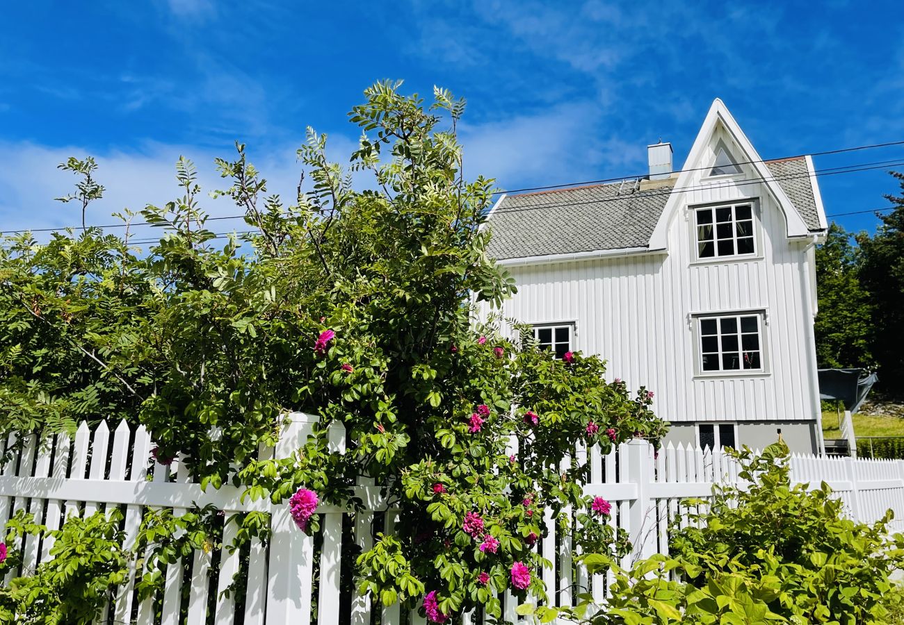 House in Moskenes - #Reinehuset - Amazing view!