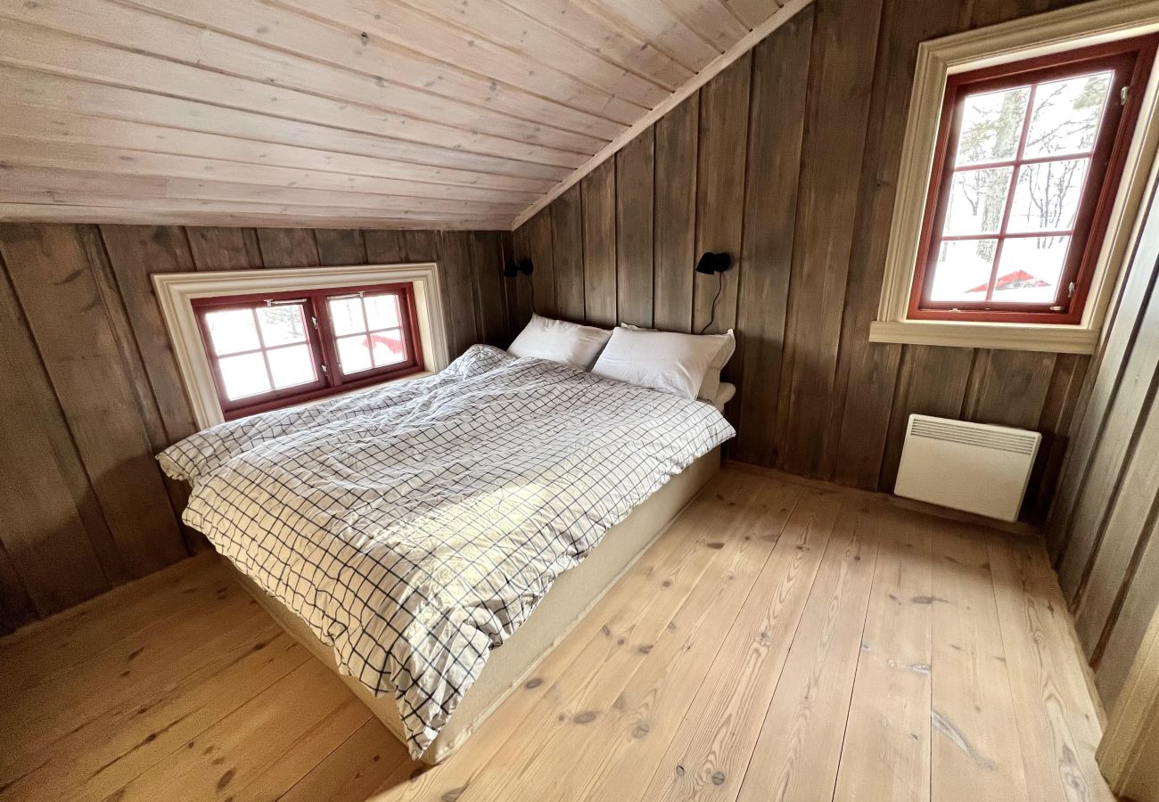 Cabin in Hol - Recently upgraded large beautiful cabin with fantastic views in Geilo