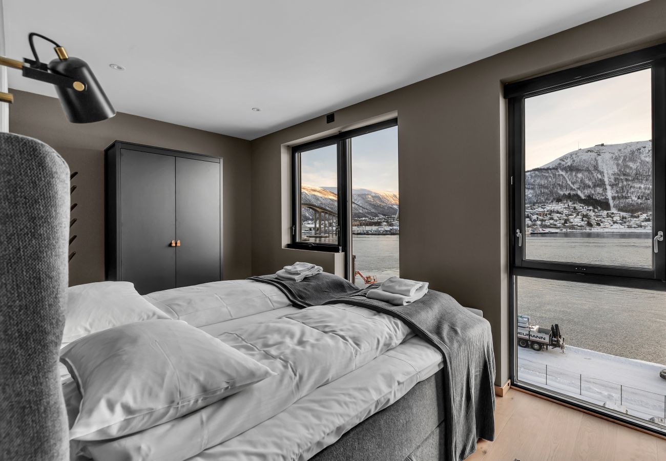 Rental apartment at Vervet in central Tromsø, with a fantastic view