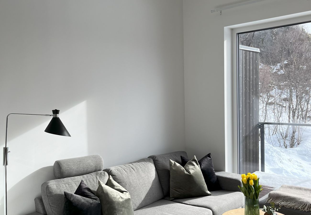 Apartment in Vågan - Kabelvåg - Moderne og romslig bolig ved havet