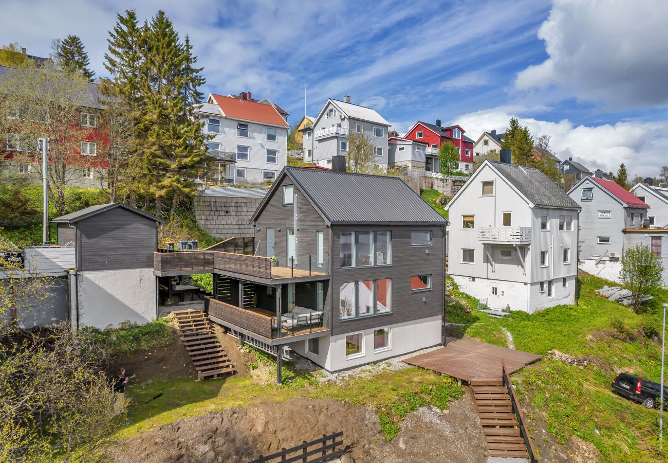 Apartment in Tromsø - The Mountain View