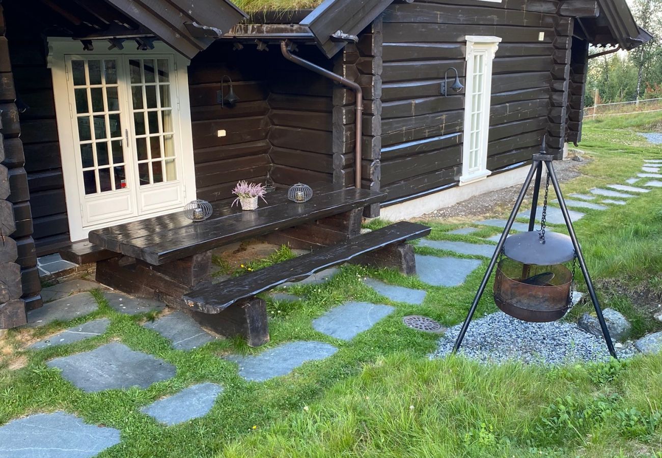 Cabin in Gol - Cozy family cabin with stunning location on Golsfjellet