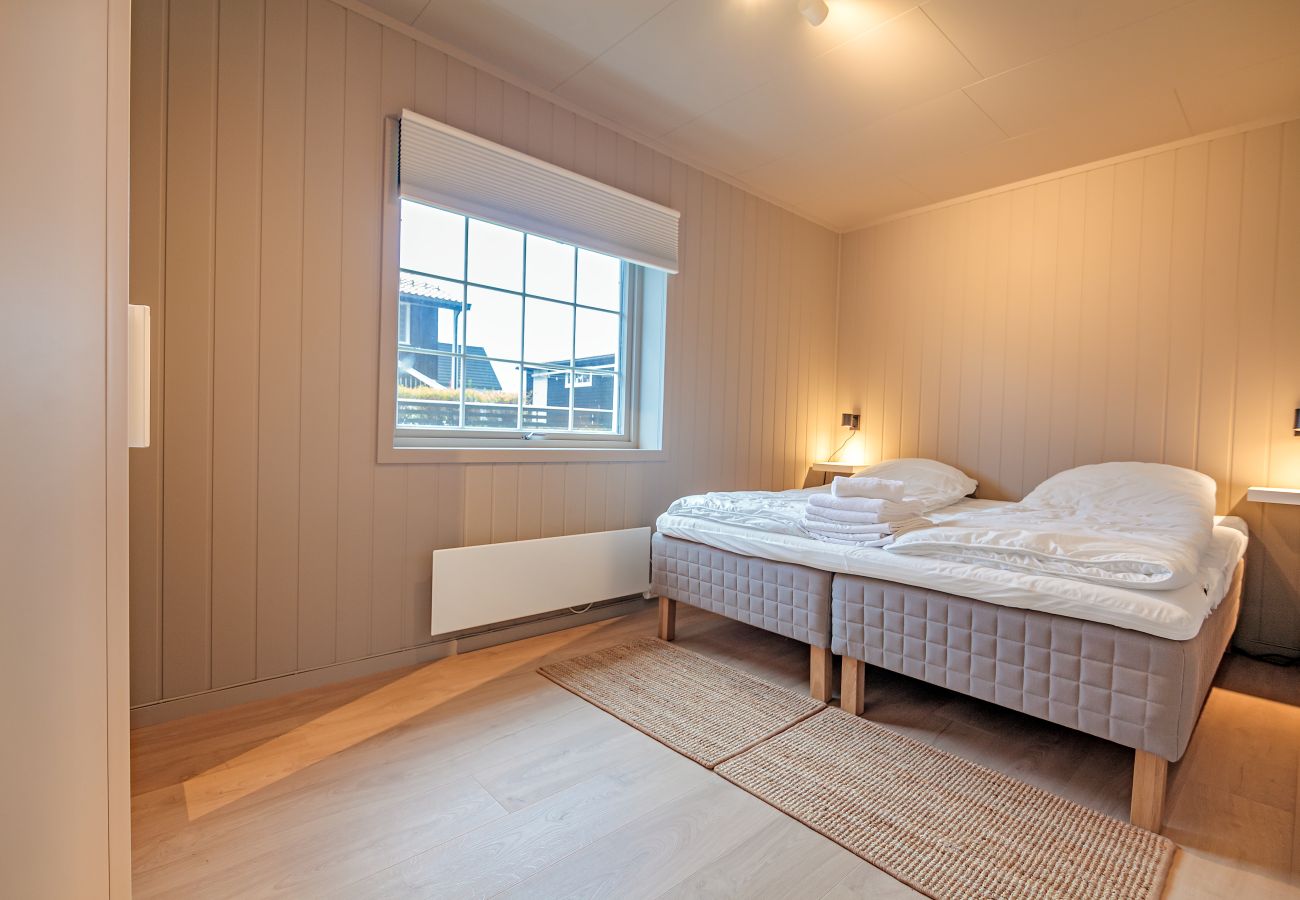 House in Moskenes - Luxury Home in the Heart of Reine, Lofoten