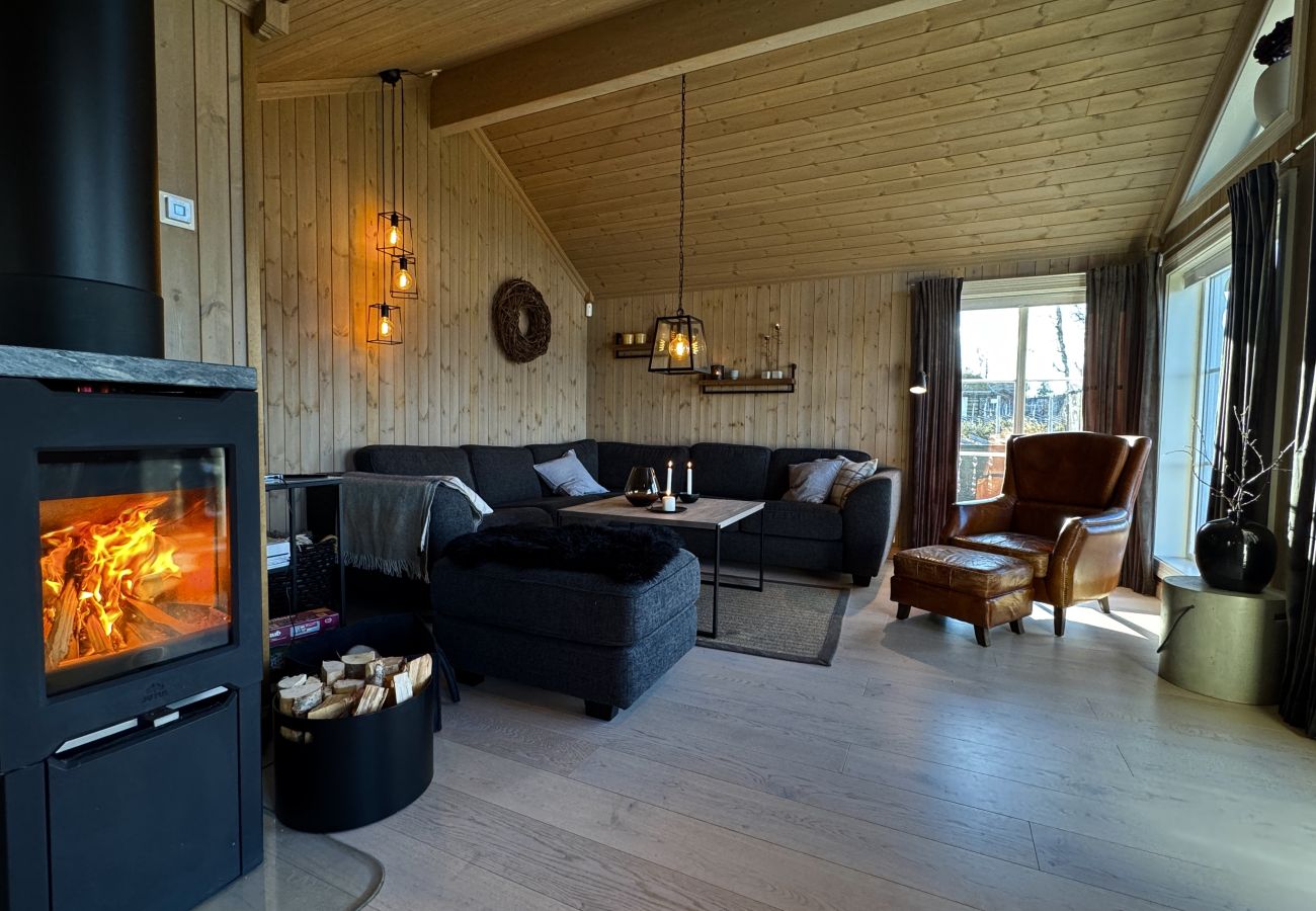 Cabin in Gol - Modern, cozy and family-friendly cabin on Golsfjellet