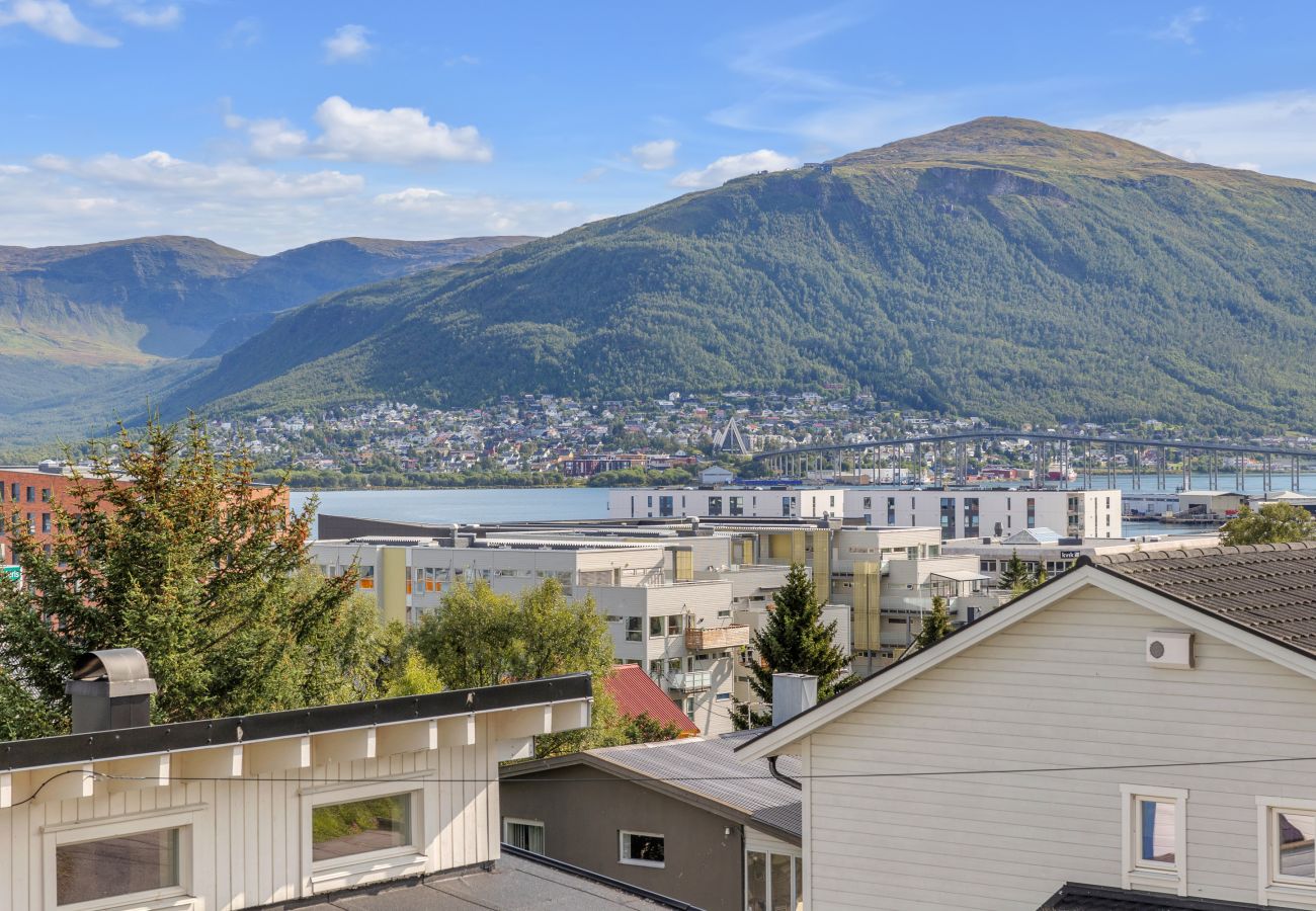 Apartment in Tromsø - Cosy top-floor apartment