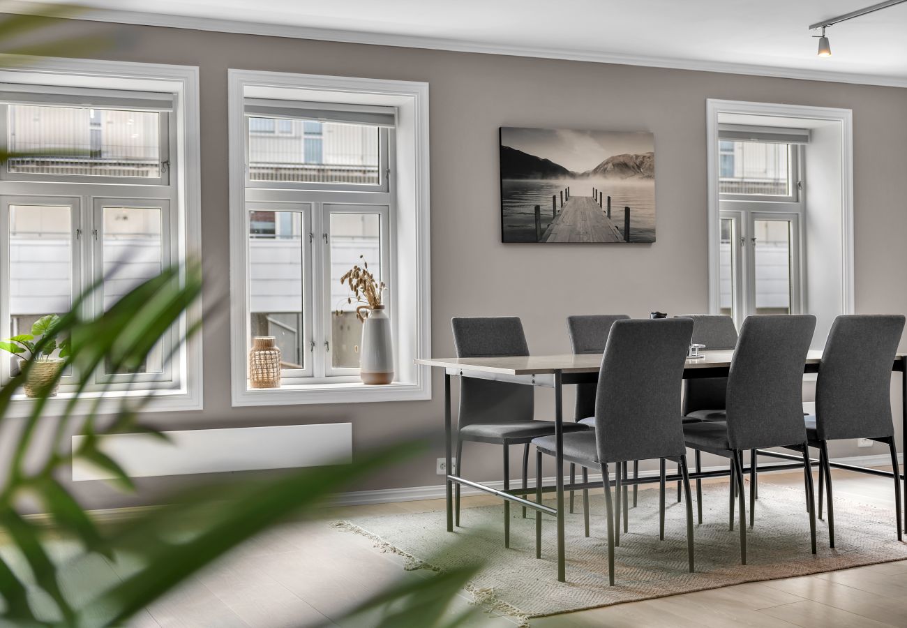 Apartment in Tromsø - The Urban Cityscape