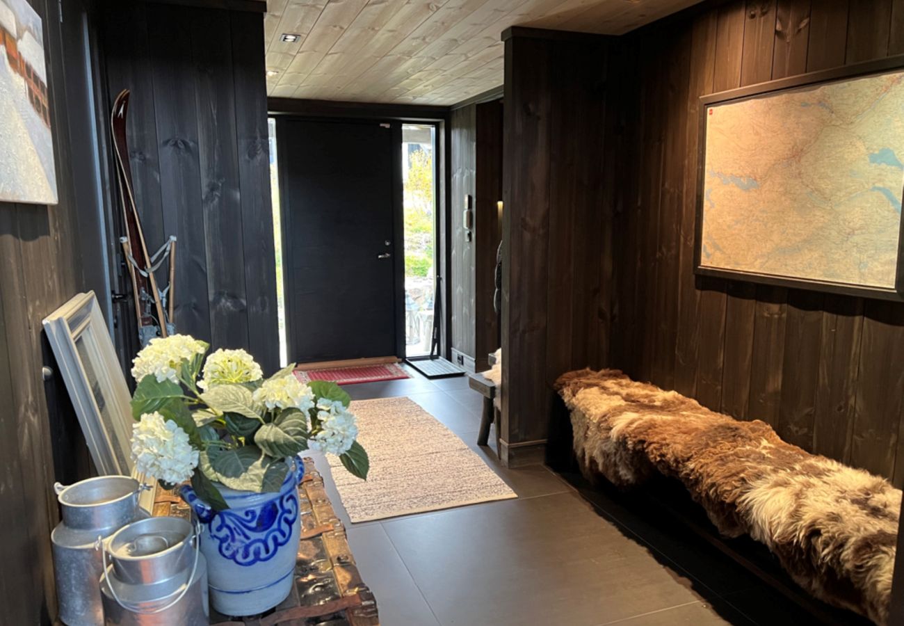 Cabin in Hol - Spacious, exclusive and modern cabin for rent in Kikut, Geilo