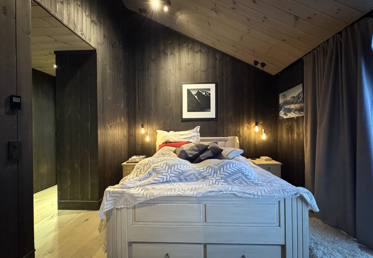 Cabin in Hol - Spacious, exclusive and modern cabin for rent in Kikut, Geilo