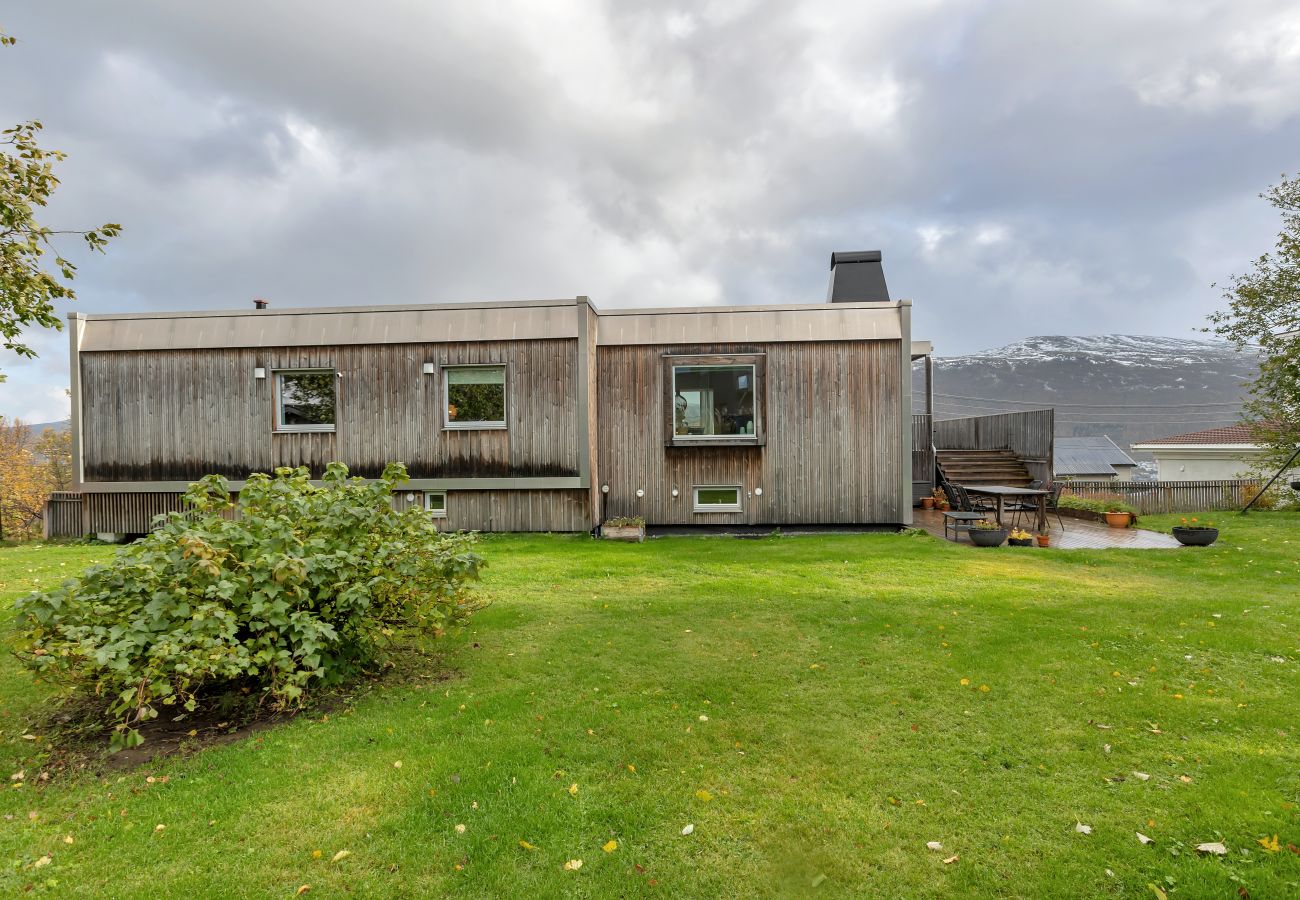 Villa in Tromsø - Villa with a view close to the city center