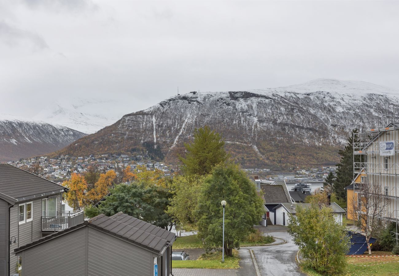 Townhouse in Tromsø - Tromsø Terrace - Modern Townhouse with fantastic views