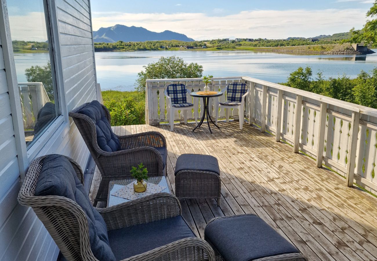 Cabin in Vestvågøy - Feriehus ved sjøen, Lofoten