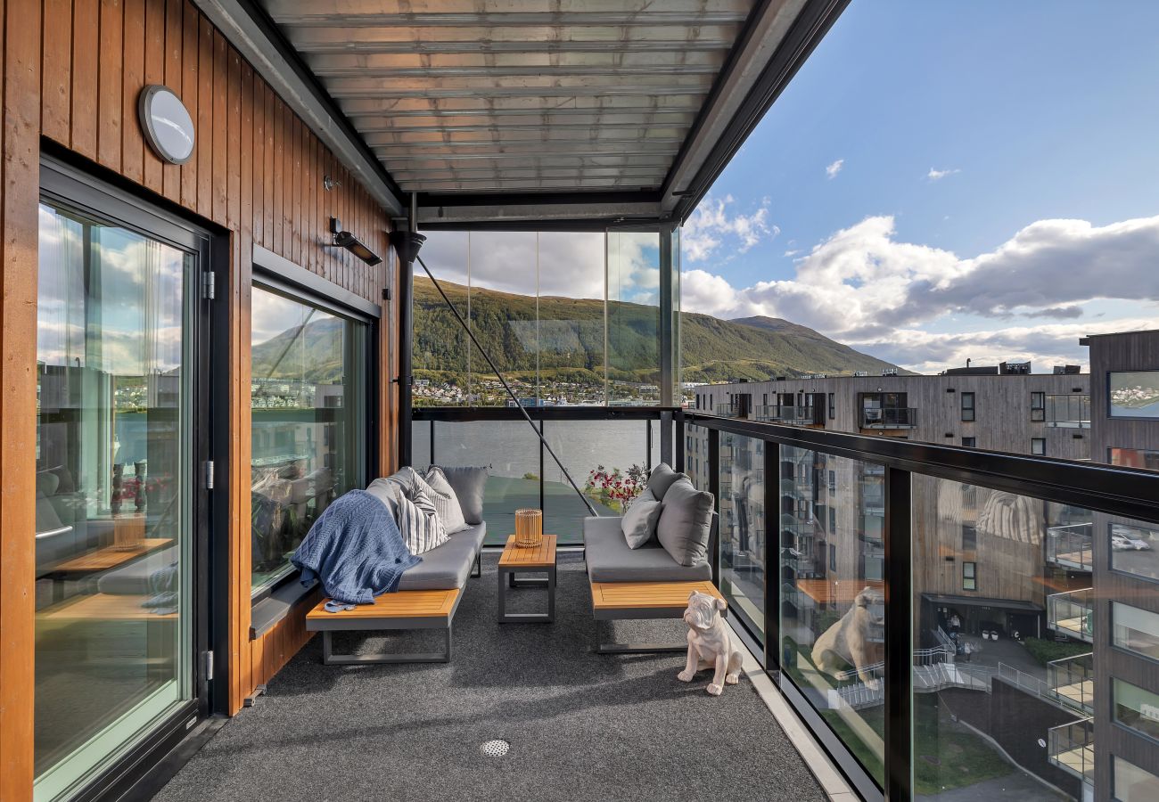 Apartment in Tromsø - Penthouse apartment with views and balcony