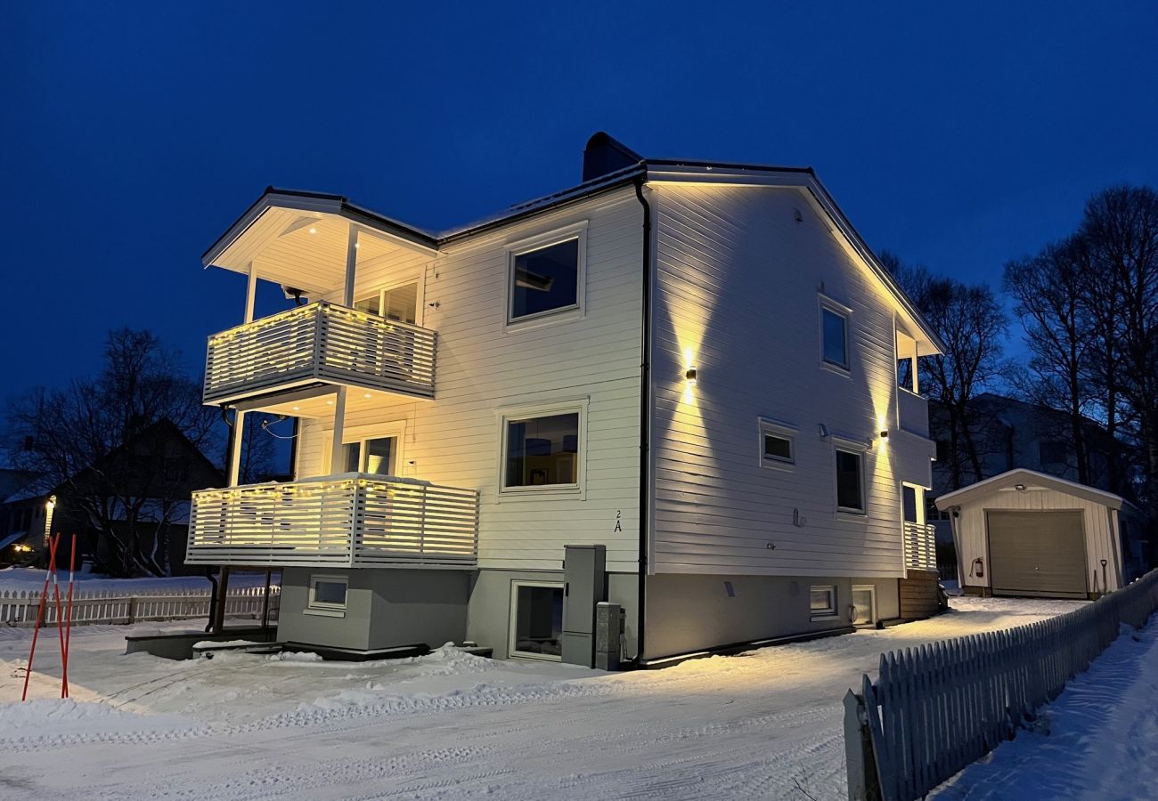 House in Tromsø - Arctic Pearl - Central House with 4 bedrooms and 2 bathrooms