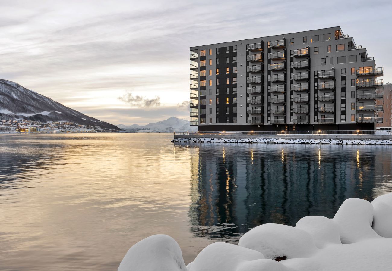 Apartment in Tromsø - Moderne leilighet på ytre strandkanten