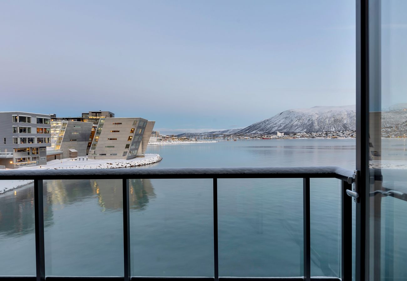 Apartment in Tromsø - Moderne leilighet på ytre strandkanten