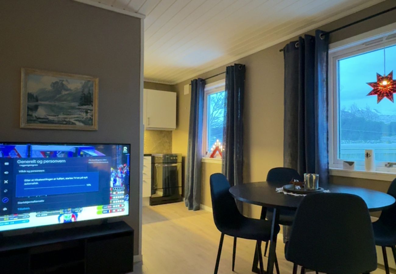 Apartment in Vestvågøy - Sentral leilighet på Leknes i Lofoten