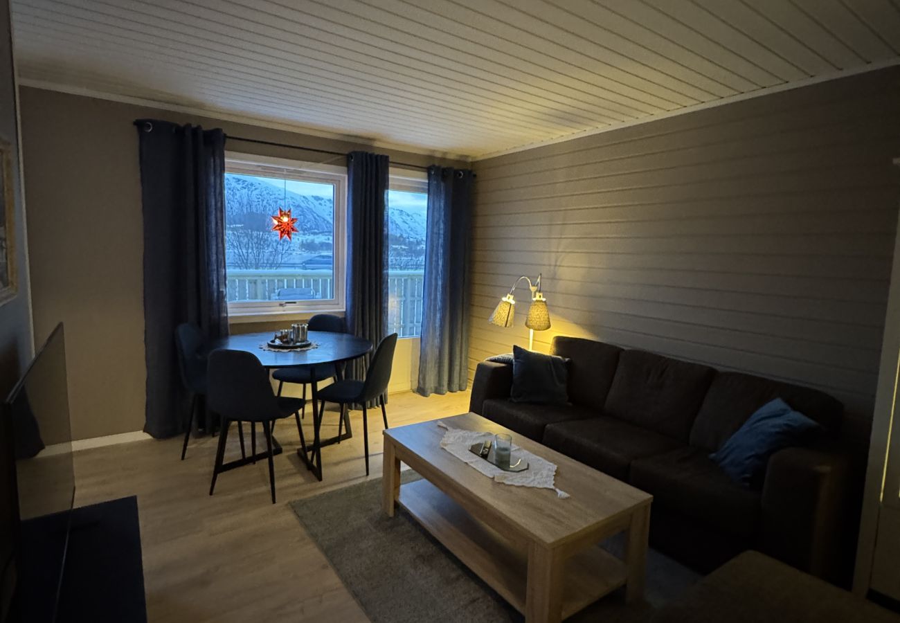 Apartment in Vestvågøy - Sentral leilighet på Leknes i Lofoten