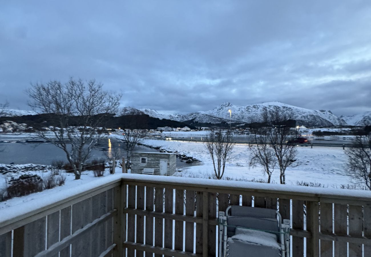 Apartment in Vestvågøy - Sentral leilighet på Leknes i Lofoten