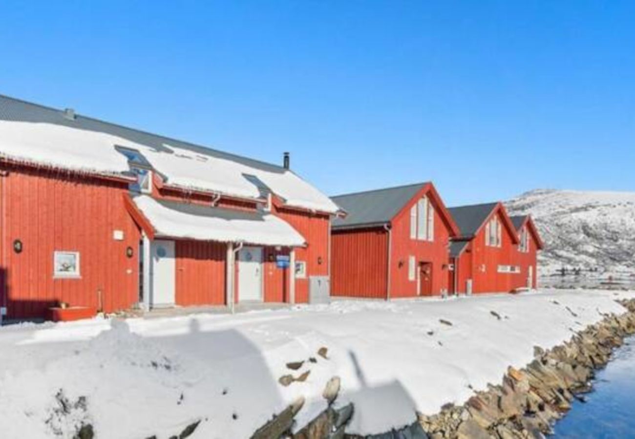 Cabin in Vestvågøy - Seacabin in Lilleeid Marina