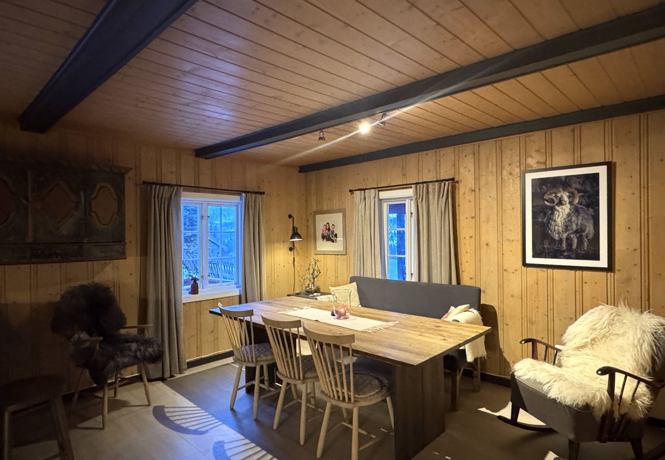 Cabin in Hol - Charming mountain retreat in Sudndalen