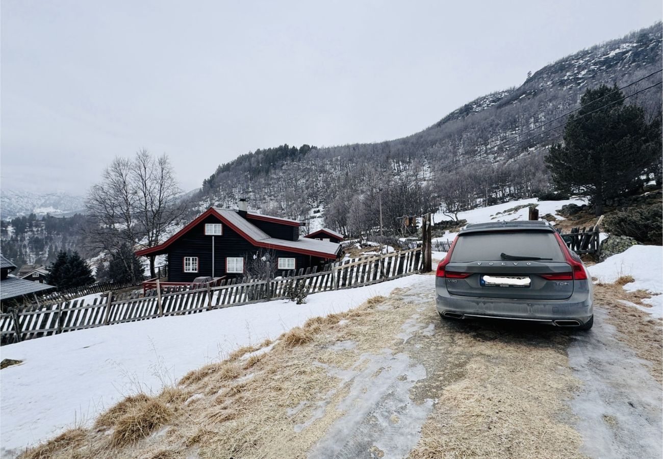 Cabin in Hol - Charming mountain retreat in Sudndalen