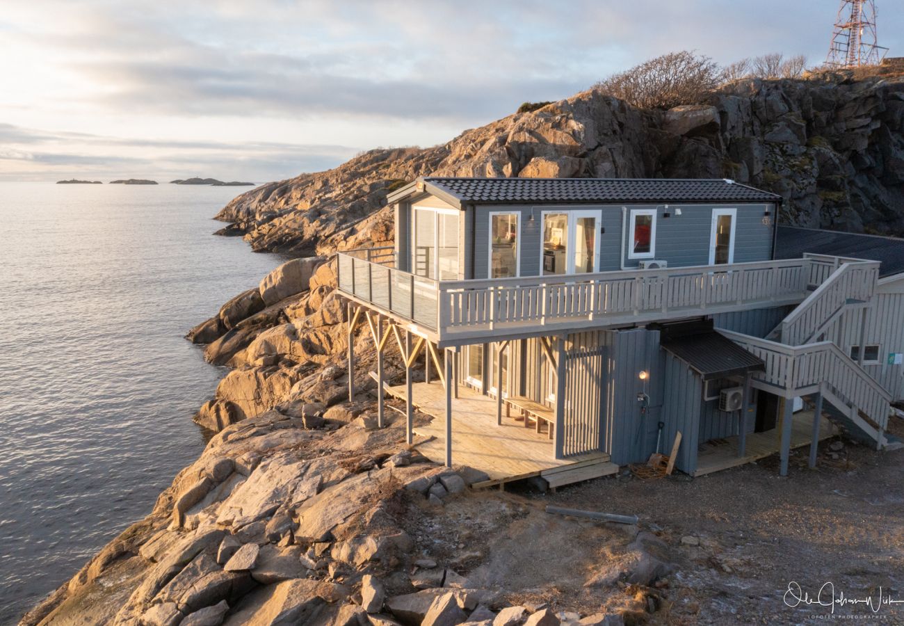 Apartment in Vågan - Top Apartment by the sea in Henningsvær