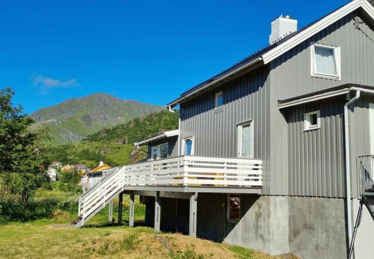 Hus i Flakstad - Landsbyhus i Lofoten
