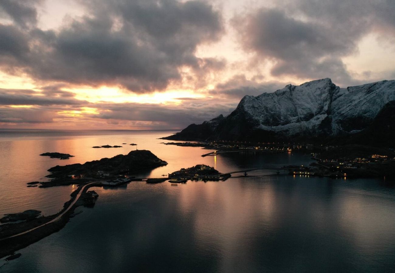 Hus i Moskenes - Lofoten panoramic luxury home with sauna