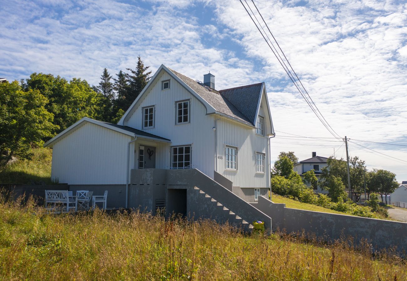 Hus i Moskenes - #Reinehuset - Amazing view!