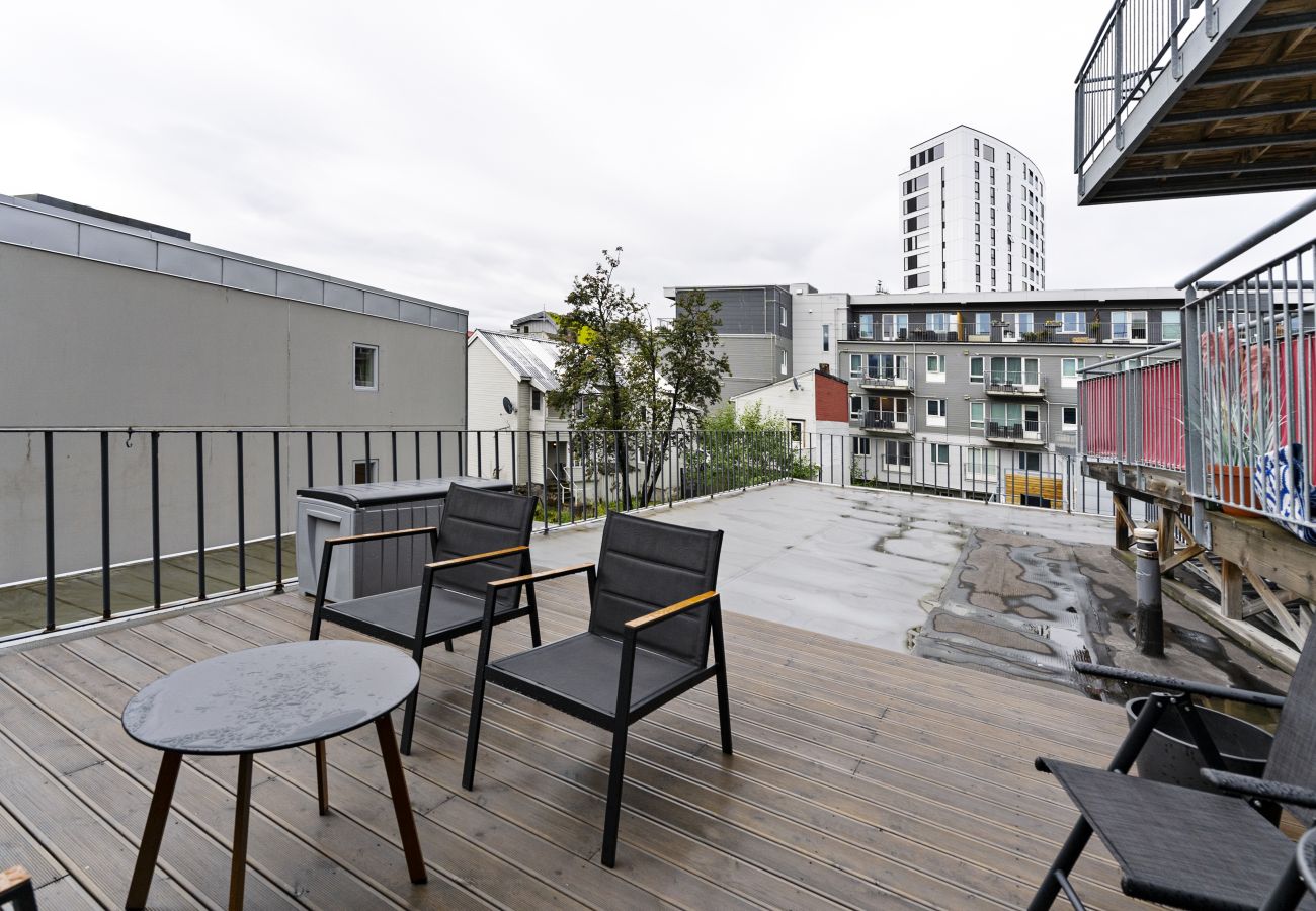 Leilighet i Tromsø - Top floor apartment with City views