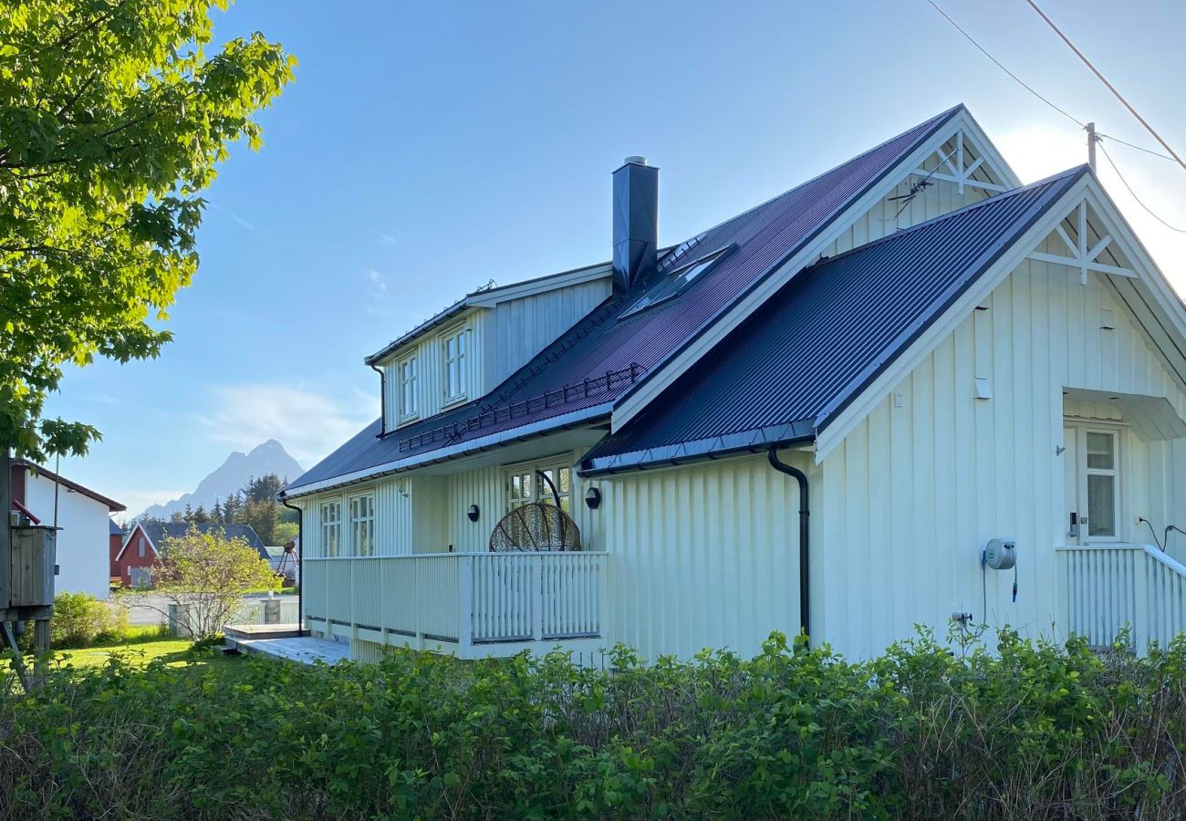 Hus i Vågan - Helt hus med høy standard og sentral beliggenhet