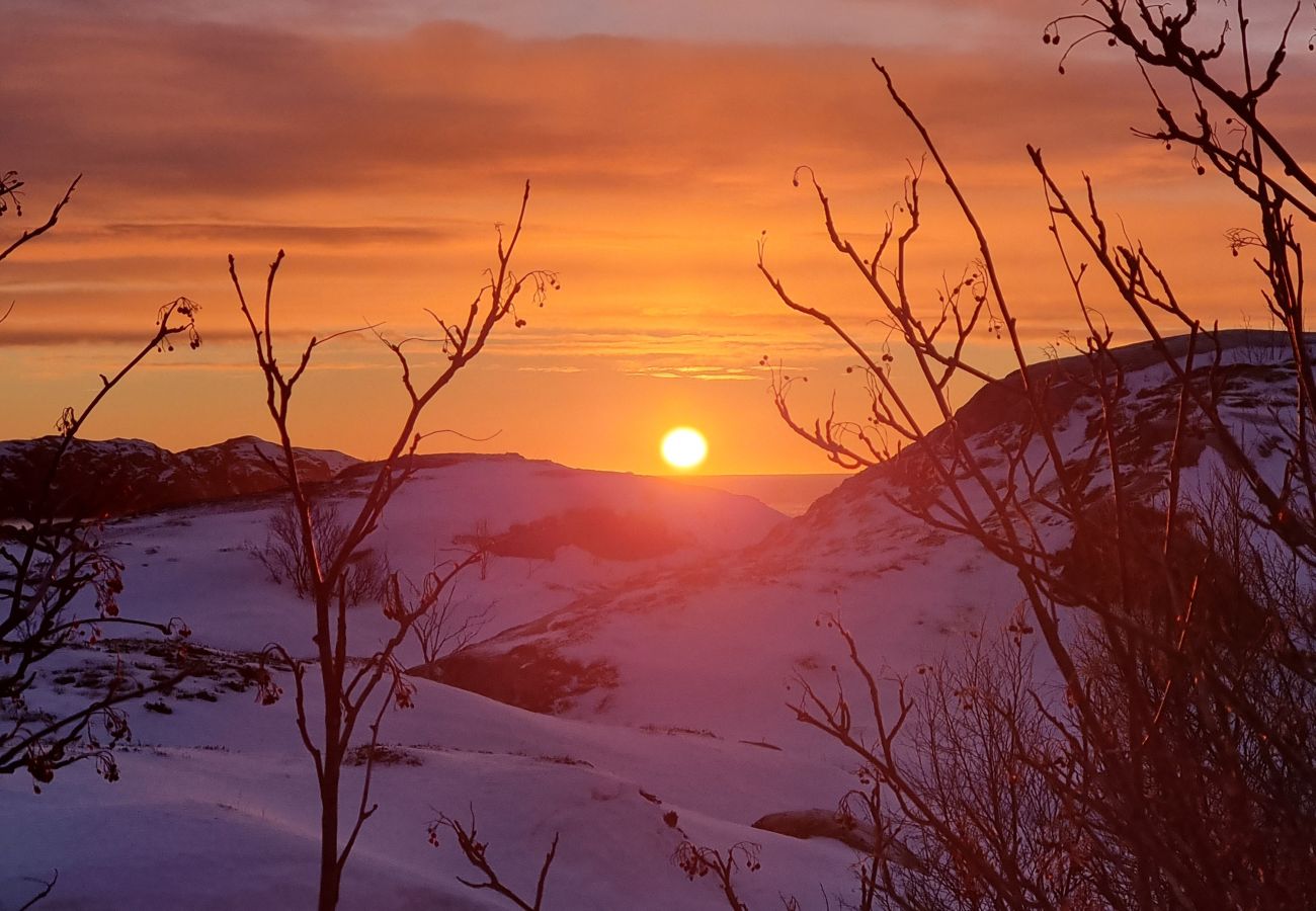 Hus i Flakstad - Feriehus i Sund, Lofoten