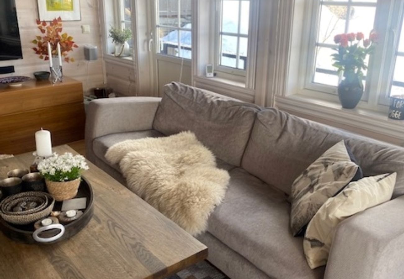 Leilighet i Hol - Modern and well-equipped apartment in Kikut, Geilo. Ski in/out.