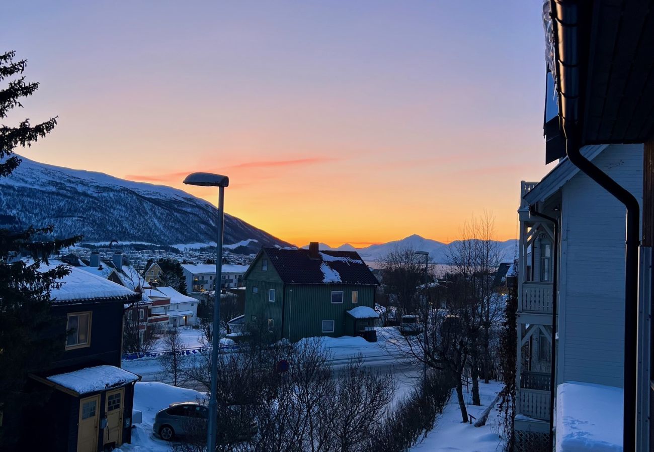 Leilighet i Tromsø - Modern central apartment in quiet street