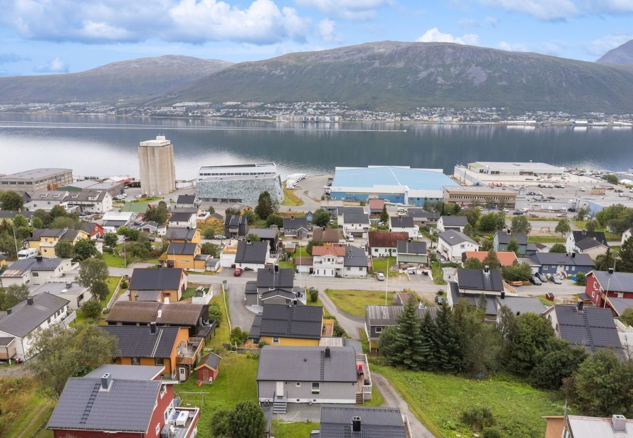 Hus i Tromsø - Tromsø Family House