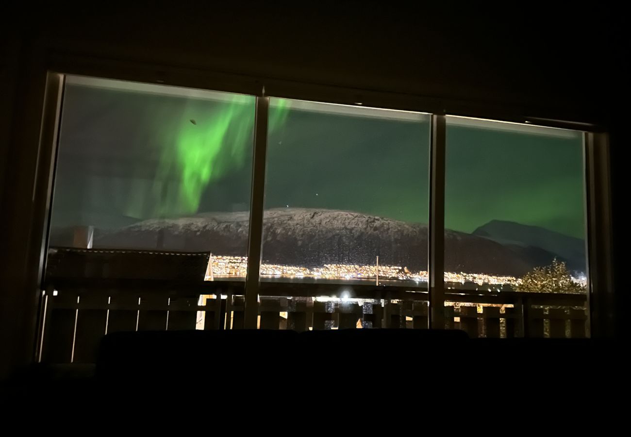 Hus i Tromsø - Tromsø Family House