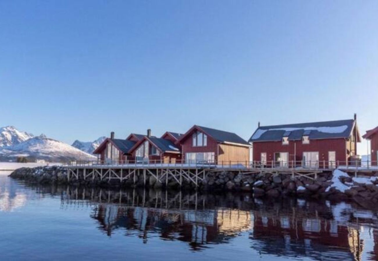 Hytte i Vestvågøy - Seacabin in Lilleeid Marina